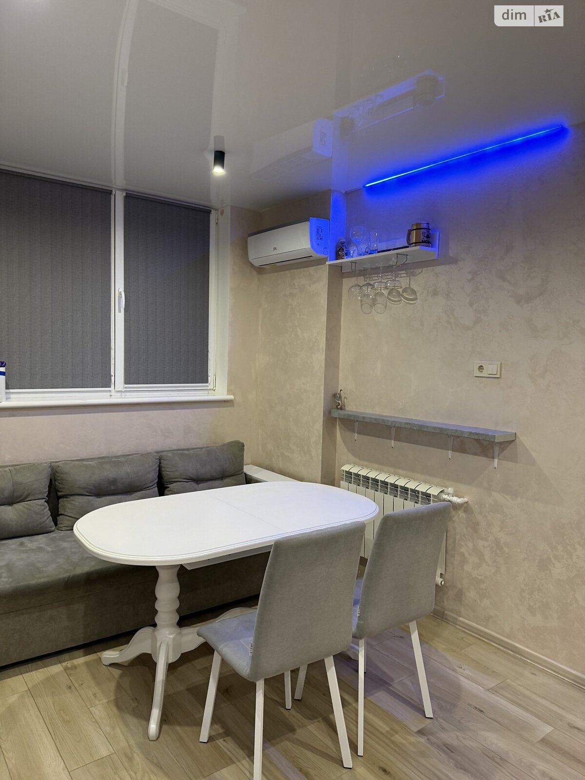 Продажа двухкомнатной квартиры в Черноморске, на ул. Парусная 20, кв. 51, район Ильичевск фото 1 Продажа двухкомнатной квартиры в Черноморске, на ул. Парусная 20, кв. 51, район Ильичевск фото 1