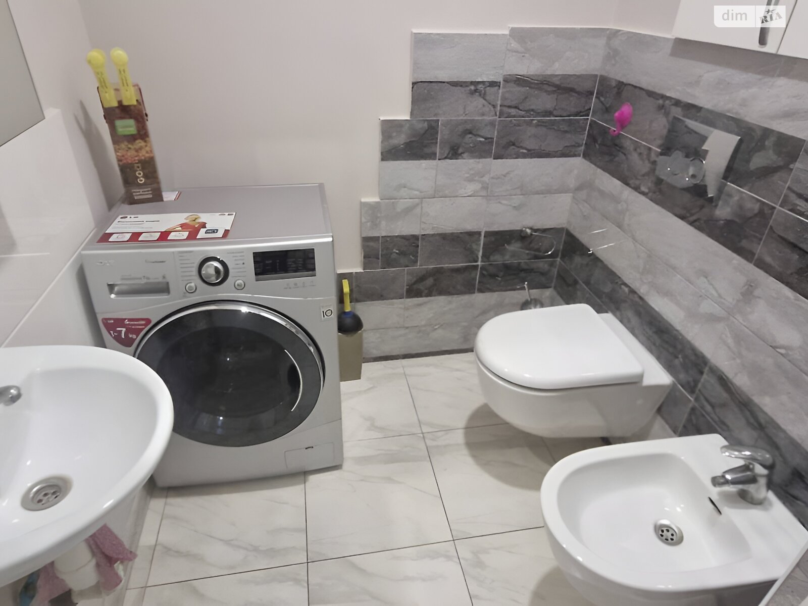Продаж двокімнатної квартири в Чорноморську, на вул. Парусна, район Іллічівськ фото 1 Продаж двокімнатної квартири в Чорноморську, на вул. Парусна, район Іллічівськ фото 1
