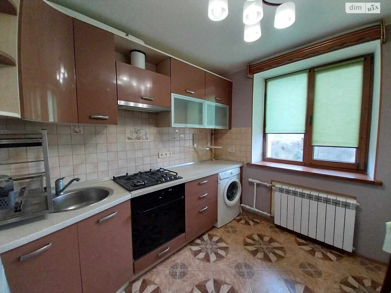 Продаж двокімнатної квартири в Чорноморську, на вул. Парусна, район Іллічівськ фото 1 Продаж двокімнатної квартири в Чорноморську, на вул. Парусна, район Іллічівськ фото 1