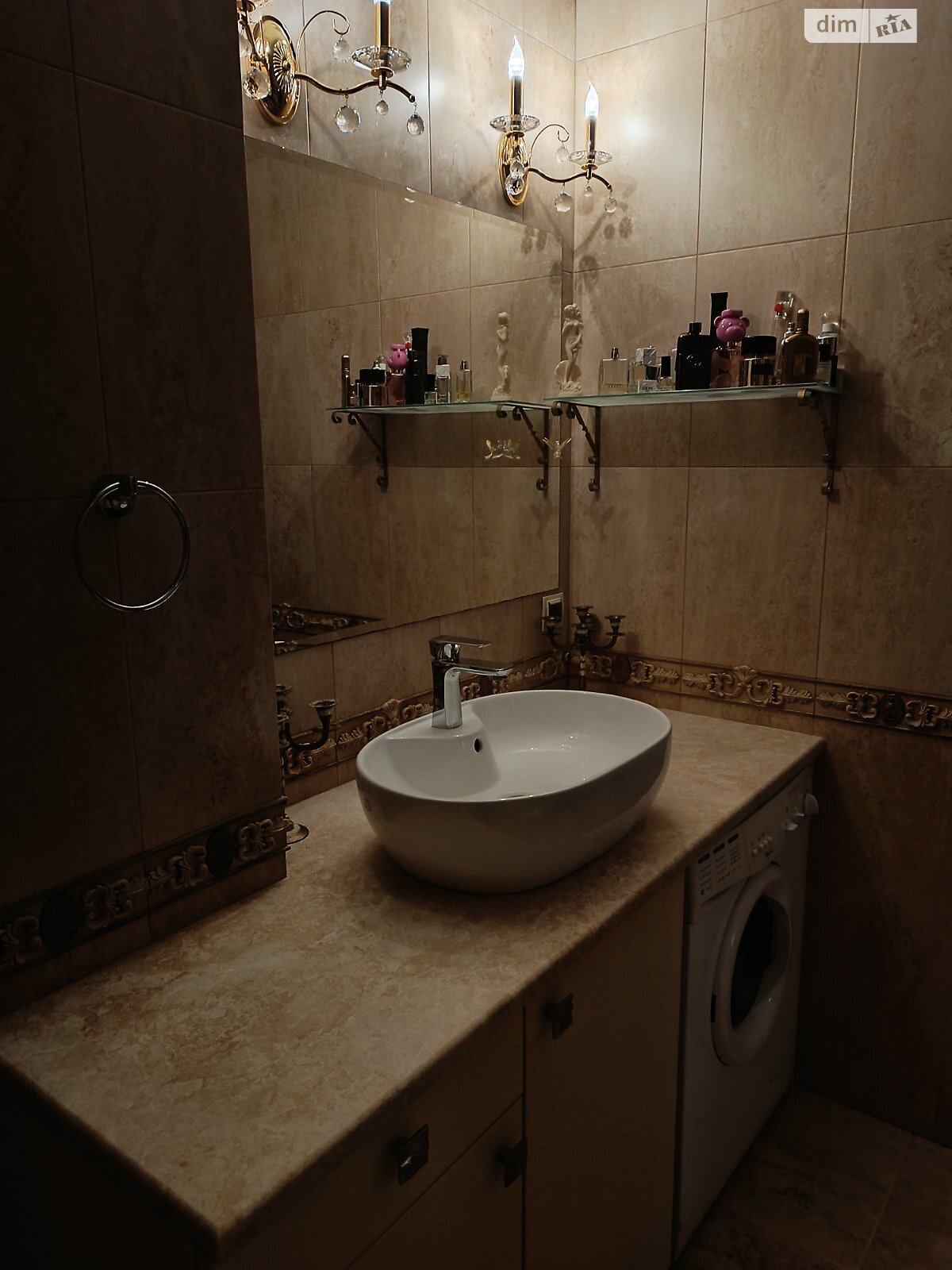 Продаж двокімнатної квартири в Чорноморську, на вул. Парусна, район Іллічівськ фото 1 Продаж двокімнатної квартири в Чорноморську, на вул. Парусна, район Іллічівськ фото 1