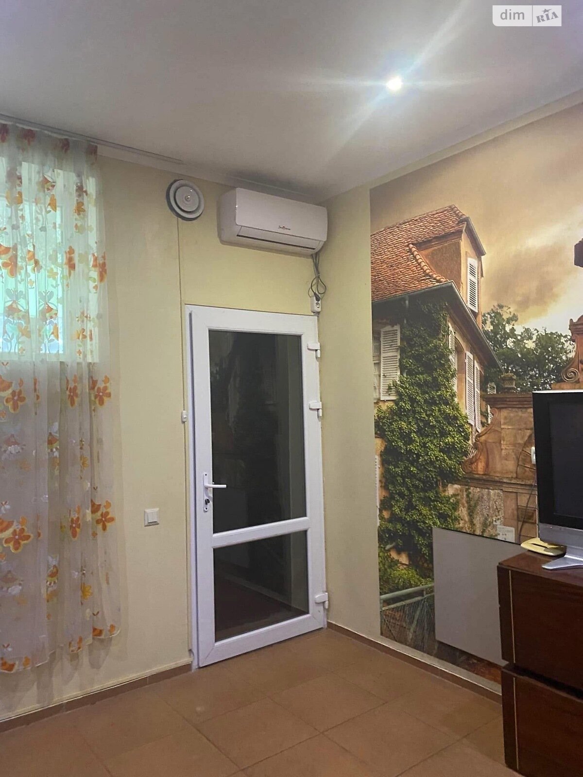 Продажа однокомнатной квартиры в Черноморске, на ул. Парусная, район Ильичевск фото 1 Продажа однокомнатной квартиры в Черноморске, на ул. Парусная, район Ильичевск фото 1