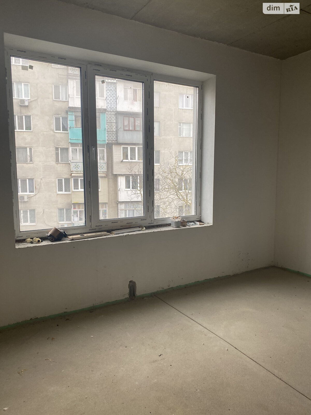 Продажа трехкомнатной квартиры в Черноморске, на ул. Парусная, район Ильичевск фото 1 Продажа трехкомнатной квартиры в Черноморске, на ул. Парусная, район Ильичевск фото 1