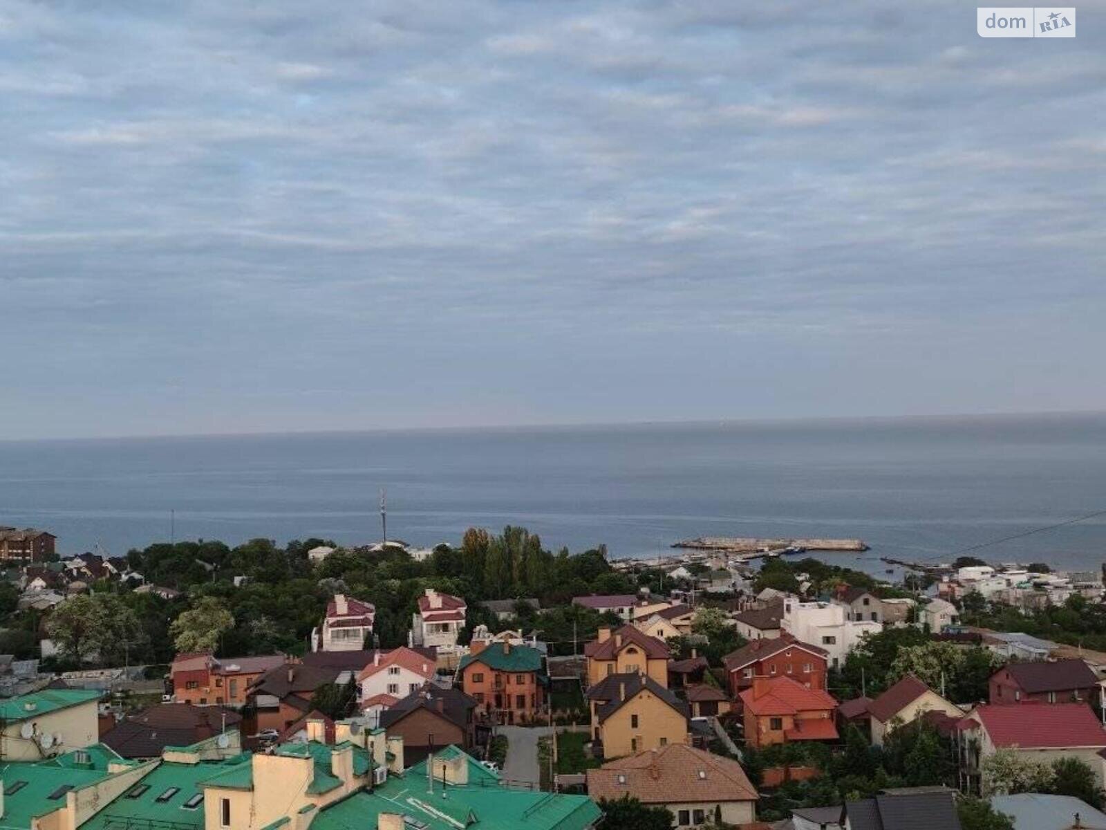 Продаж двокімнатної квартири в Чорноморську, на вул. Радісна, район Іллічівськ фото 1 Продаж двокімнатної квартири в Чорноморську, на вул. Радісна, район Іллічівськ фото 1