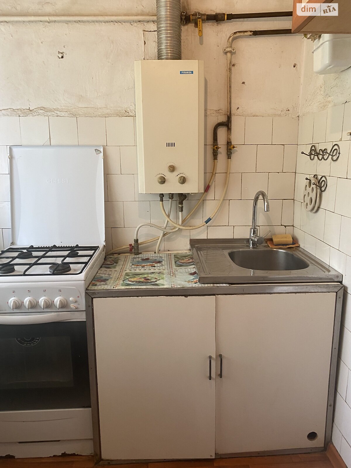 Продаж трикімнатної квартири в Чорноморську, на пл. Станіслава Стребка, район Іллічівськ фото 1 Продаж трикімнатної квартири в Чорноморську, на пл. Станіслава Стребка, район Іллічівськ фото 1