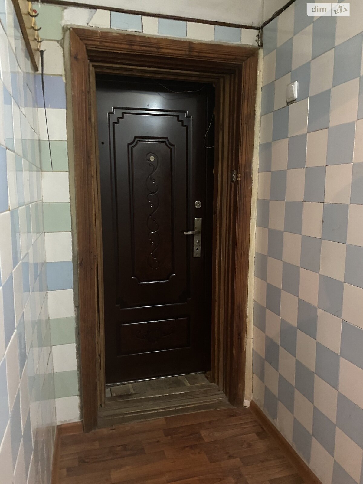 Продаж трикімнатної квартири в Чорноморську, на пл. Станіслава Стребка, район Іллічівськ фото 1 Продаж трикімнатної квартири в Чорноморську, на пл. Станіслава Стребка, район Іллічівськ фото 1