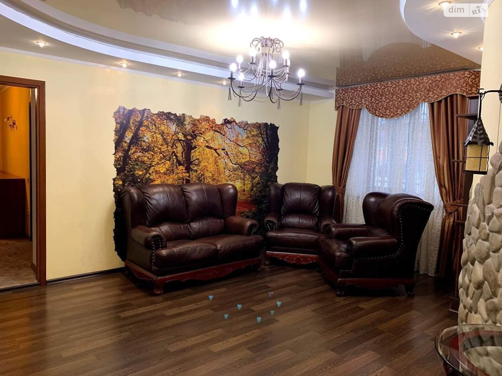 Продаж чотирикімнатної квартири в Чорноморську, на вул. Віталія Шума, район Іллічівськ фото 1 Продаж чотирикімнатної квартири в Чорноморську, на вул. Віталія Шума, район Іллічівськ фото 1