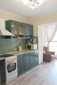 Продаж двокімнатної квартири в Чорноморську, на вул. Захисників України, район Іллічівськ фото 2