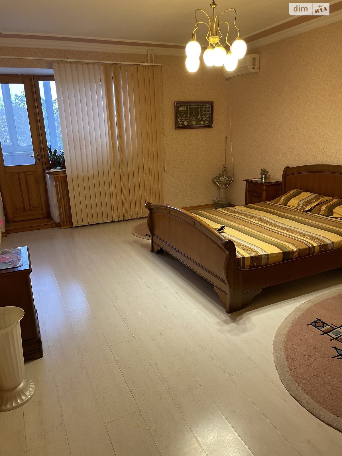 Продаж двокімнатної квартири в Чорноморську, на вул. Захисників України 10Б, район Іллічівськ фото 1 Продаж двокімнатної квартири в Чорноморську, на вул. Захисників України 10Б, район Іллічівськ фото 1