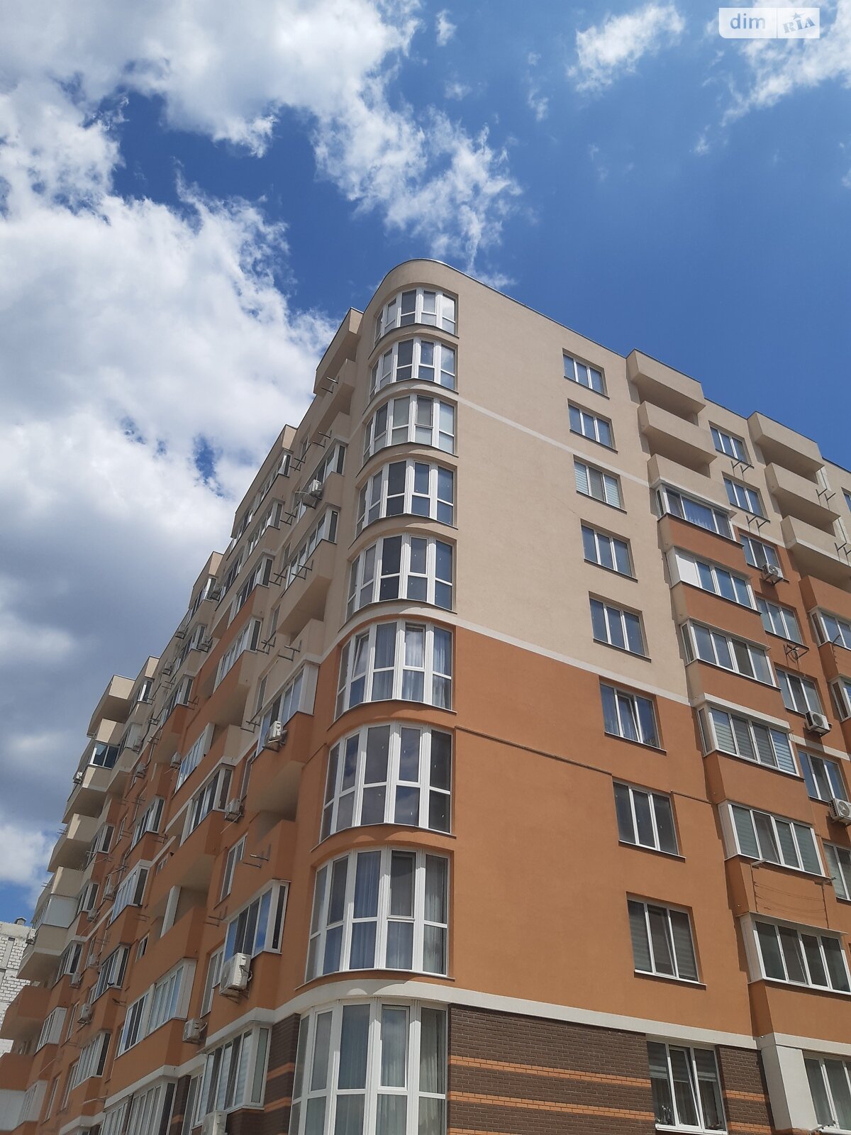 Продаж двокімнатної квартири в Чорноморську, на вул. Захисників України 42Б, кв. 150, район Іллічівськ фото 1