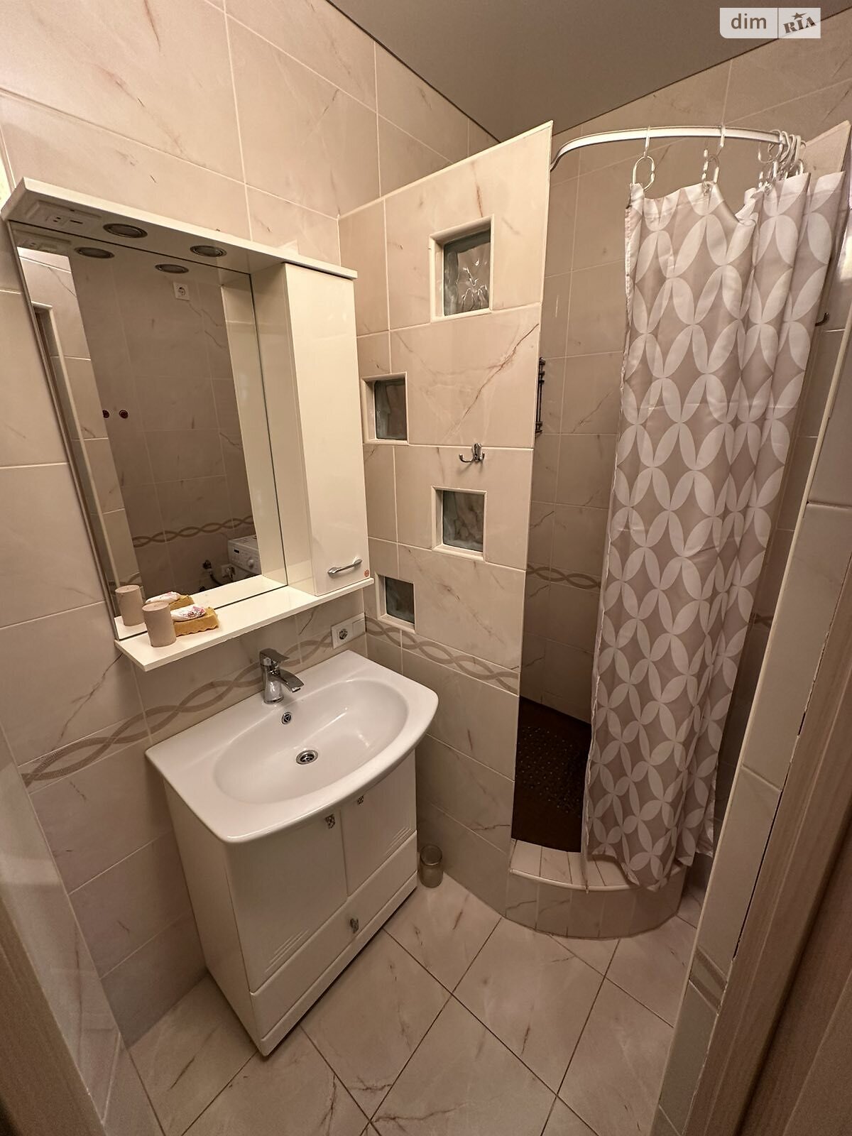 Продаж двокімнатної квартири в Чорноморську, на вул. Захисників України 1Г, район undefined фото 1 Продаж двокімнатної квартири в Чорноморську, на вул. Захисників України 1Г, район undefined фото 1