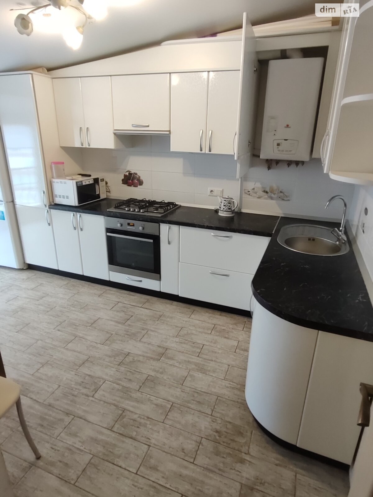 Продаж двокімнатної квартири в Чорноморську, на вул. Захисників України 1Г, район undefined фото 1 Продаж двокімнатної квартири в Чорноморську, на вул. Захисників України 1Г, район undefined фото 1