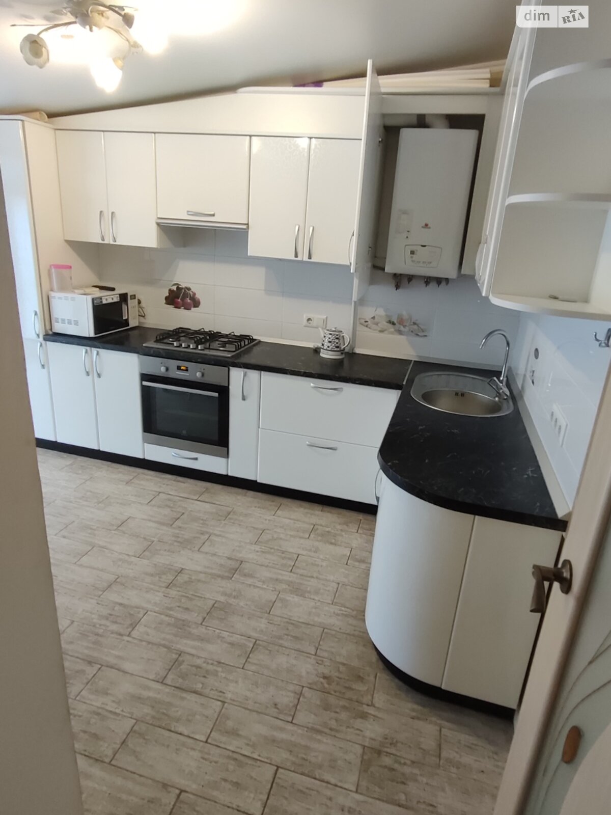 Продаж двокімнатної квартири в Чорноморську, на вул. Захисників України 1Г, район undefined фото 1 Продаж двокімнатної квартири в Чорноморську, на вул. Захисників України 1Г, район undefined фото 1