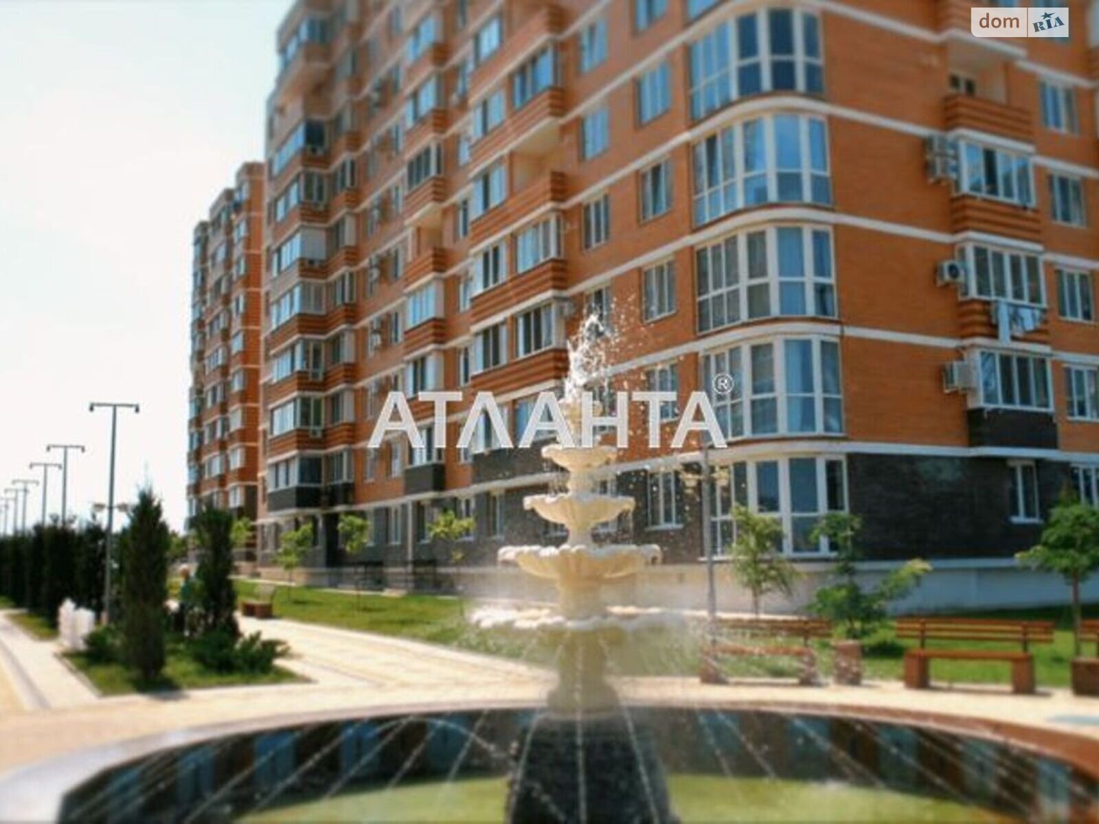 Продаж трикімнатної квартири в Чорноморську, на вул. 1 Травня, район Іллічівськ фото 1