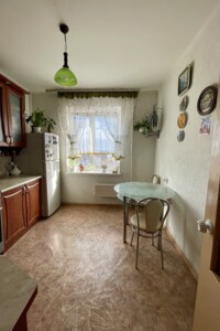 Продаж двокімнатної квартири в Чорноморську, на вул. Лазурна 7, район Іллічівськ фото 2