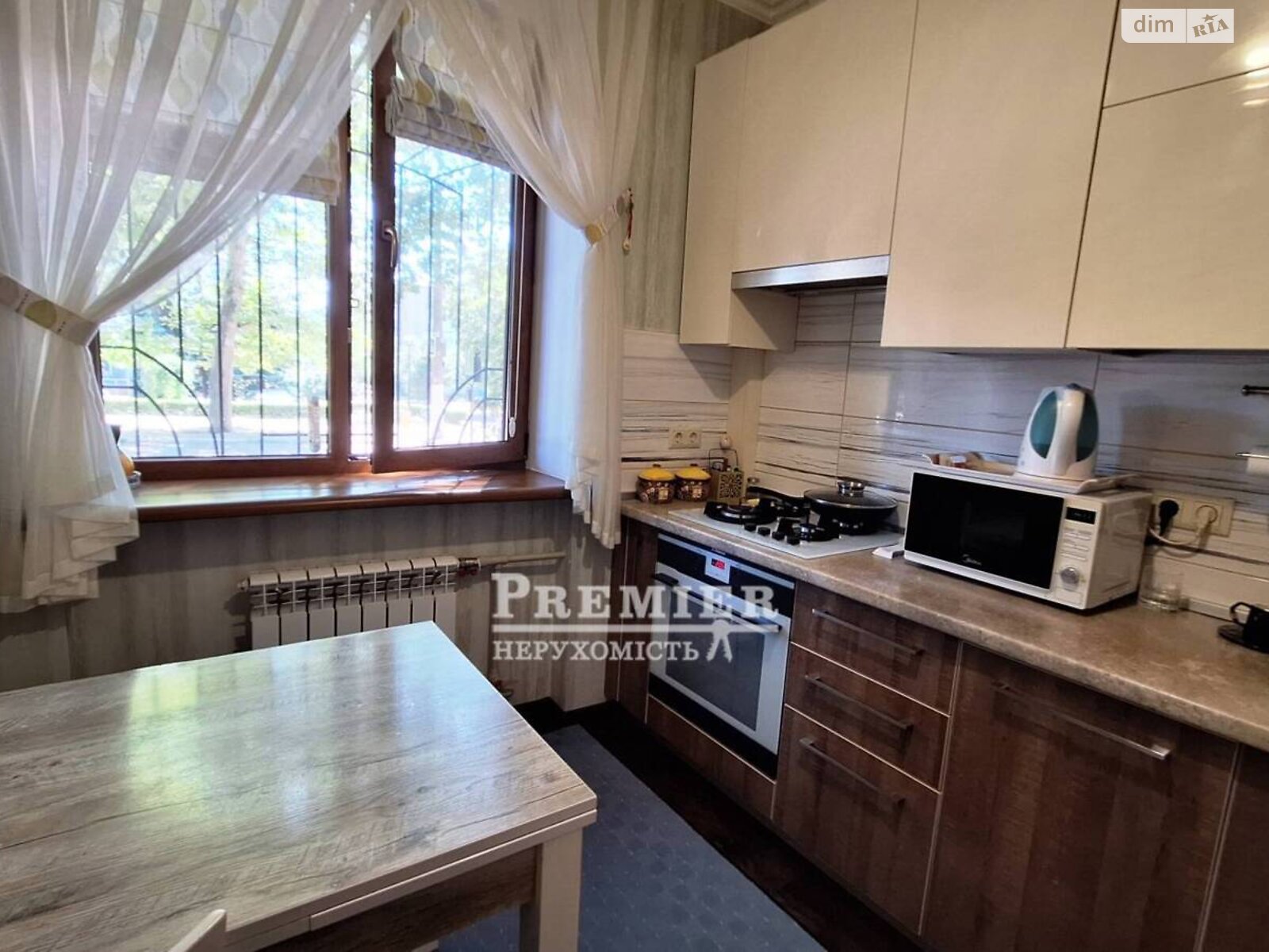Продажа трехкомнатной квартиры в Черноморске, на ул. Корабельная, фото 1 Продажа трехкомнатной квартиры в Черноморске, на ул. Корабельная, фото 1