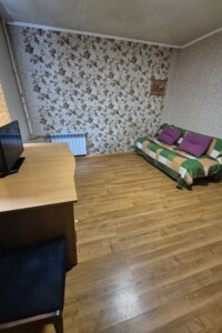 Продаж трикімнатної квартири в Чорноморську, на вул. Корабельна 12, фото 2