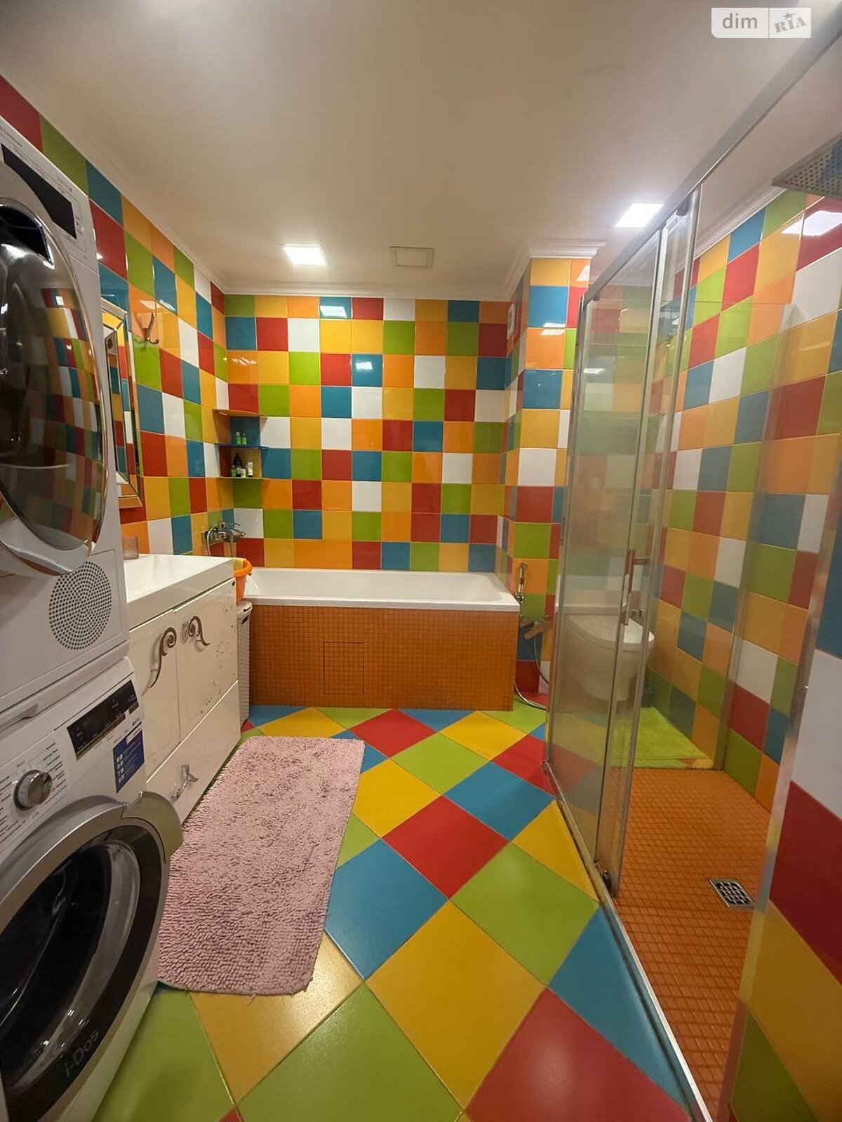 Продаж трикімнатної квартири в Чорноморську, на вул. Лазурна, фото 1