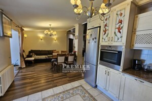 Продаж двокімнатної квартири в Чорноморську, на просп. Миру, фото 2 Продаж двокімнатної квартири в Чорноморську, на просп. Миру, фото 2