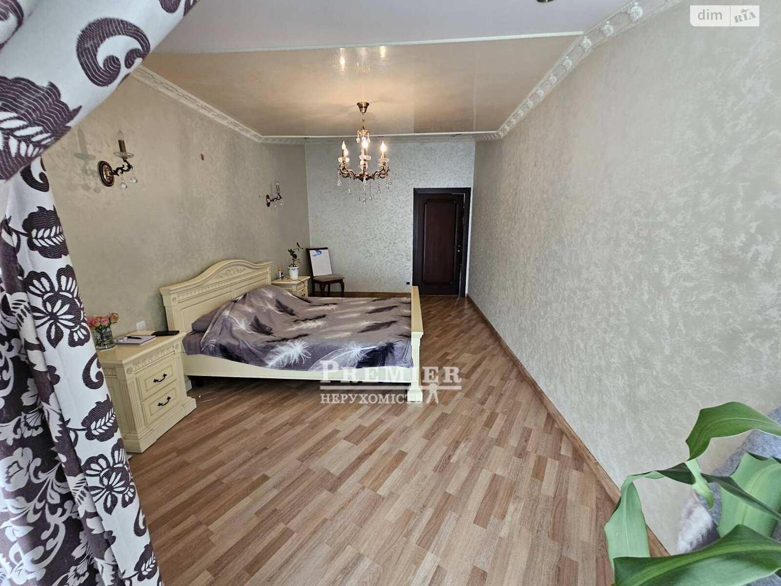 Продаж двокімнатної квартири в Чорноморську, на просп. Миру, фото 1 Продаж двокімнатної квартири в Чорноморську, на просп. Миру, фото 1