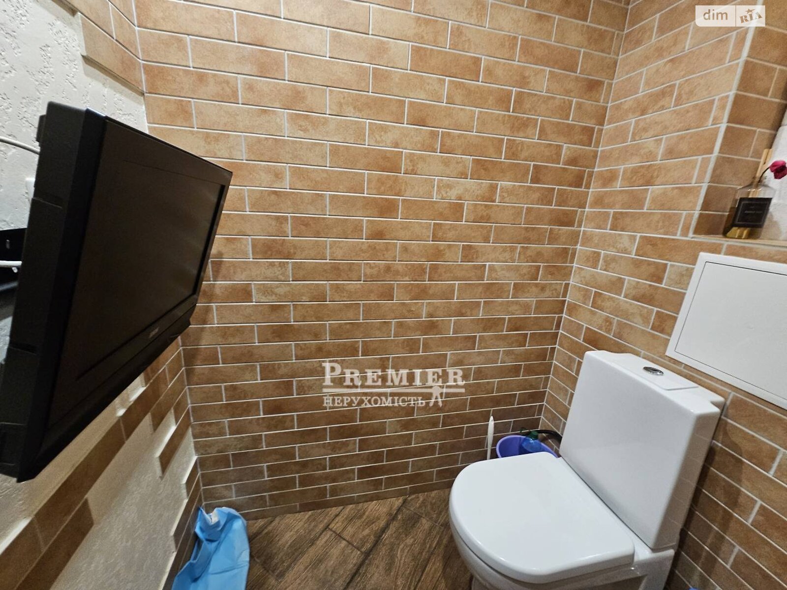 Продаж двокімнатної квартири в Чорноморську, на просп. Миру, фото 1 Продаж двокімнатної квартири в Чорноморську, на просп. Миру, фото 1