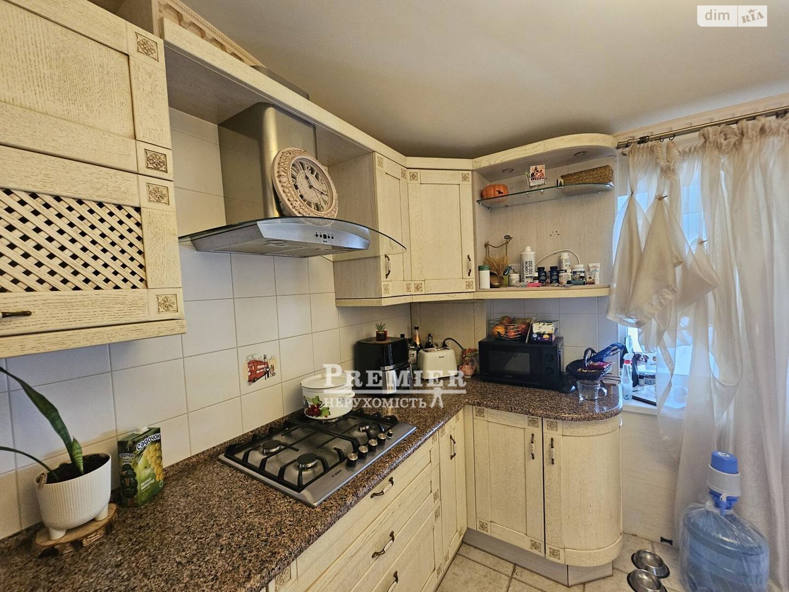 Продаж двокімнатної квартири в Чорноморську, на просп. Миру, фото 1 Продаж двокімнатної квартири в Чорноморську, на просп. Миру, фото 1