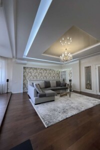 Продаж трикімнатної квартири в Чорноморську, на вул. Паркова, фото 2