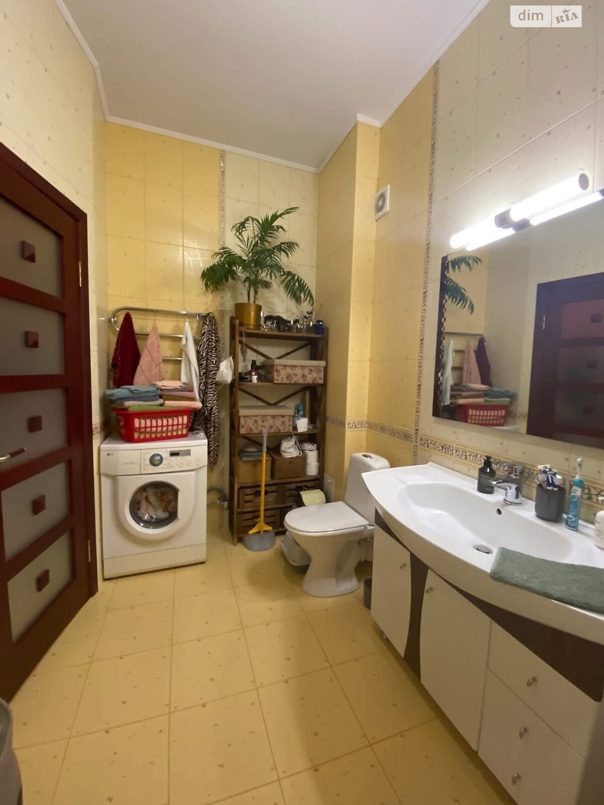 Продаж двокімнатної квартири в Чорноморську, на вул. Парусна 3Б, фото 1 Продаж двокімнатної квартири в Чорноморську, на вул. Парусна 3Б, фото 1