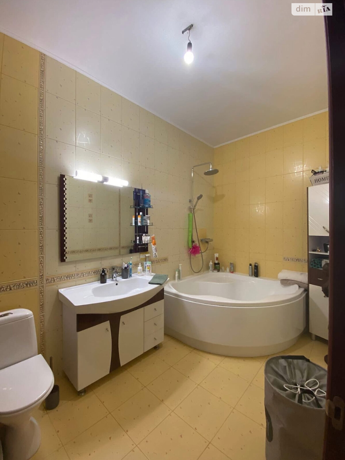 Продаж двокімнатної квартири в Чорноморську, на вул. Парусна 3Б, фото 1 Продаж двокімнатної квартири в Чорноморську, на вул. Парусна 3Б, фото 1