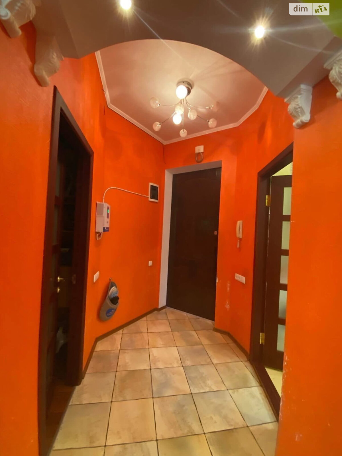 Продаж двокімнатної квартири в Чорноморську, на вул. Парусна 3Б, фото 1 Продаж двокімнатної квартири в Чорноморську, на вул. Парусна 3Б, фото 1