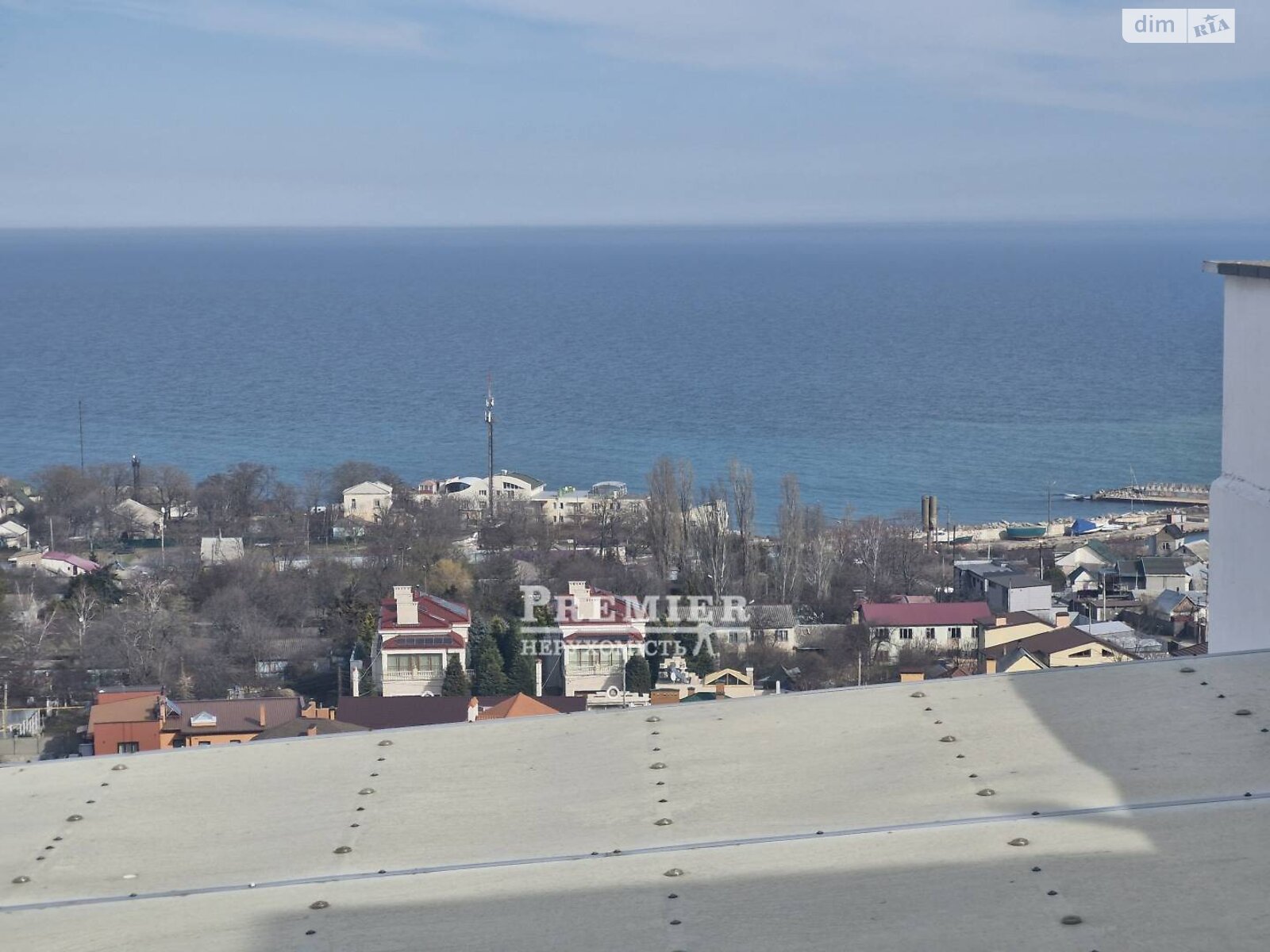 Продаж трикімнатної квартири в Чорноморську, на вул. Радісна, фото 1 Продаж трикімнатної квартири в Чорноморську, на вул. Радісна, фото 1