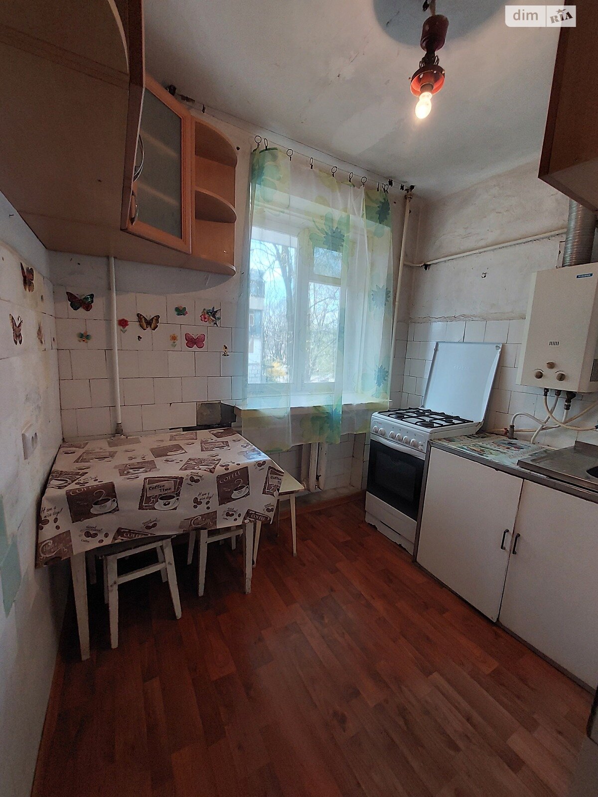 Продажа трехкомнатной квартиры в Черноморске, на ул. Труда 3, фото 1 Продажа трехкомнатной квартиры в Черноморске, на ул. Труда 3, фото 1