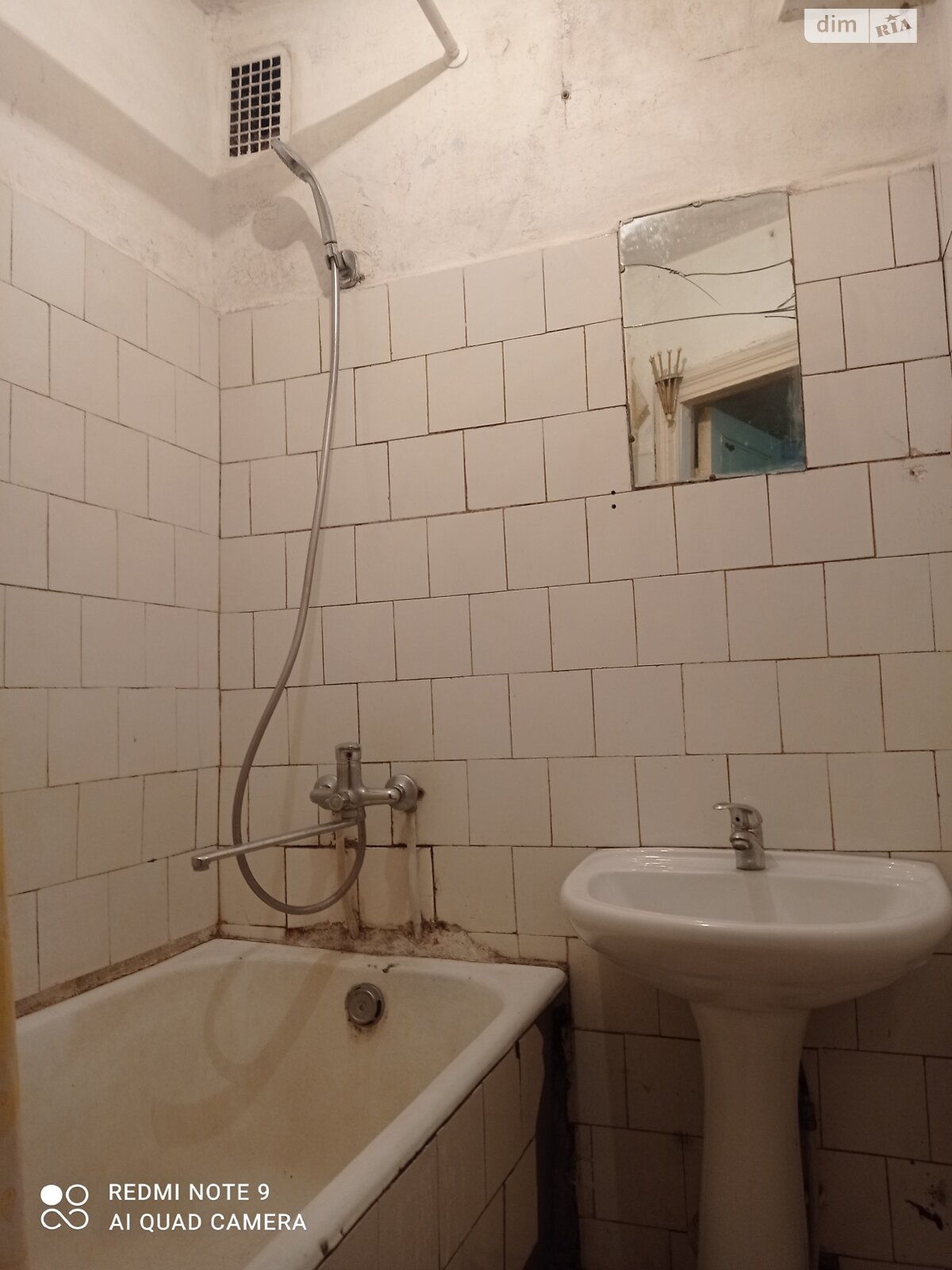 Продаж трикімнатної квартири в Чорноморську, на вул. Праці, фото 1 Продаж трикімнатної квартири в Чорноморську, на вул. Праці, фото 1
