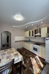 Продаж однокімнатної квартири в Чорноморську, на вул. Захисників України, фото 2 Продаж однокімнатної квартири в Чорноморську, на вул. Захисників України, фото 2