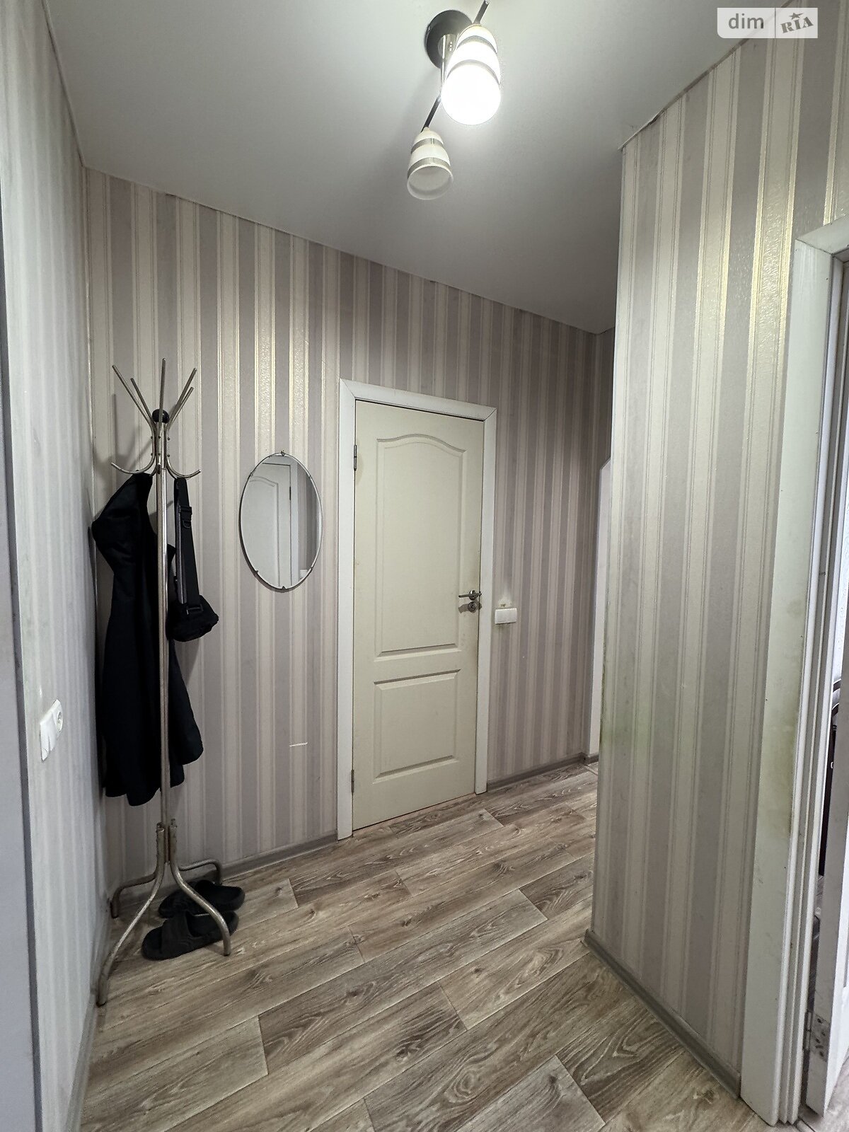 Продаж однокімнатної квартири в Чорноморську, на вул. Захисників України, фото 1 Продаж однокімнатної квартири в Чорноморську, на вул. Захисників України, фото 1