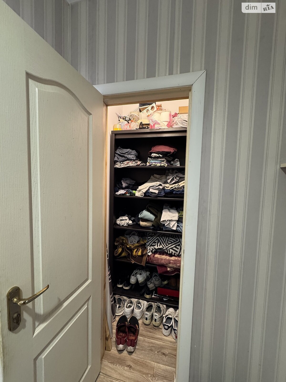 Продаж однокімнатної квартири в Чорноморську, на вул. Захисників України, фото 1 Продаж однокімнатної квартири в Чорноморську, на вул. Захисників України, фото 1