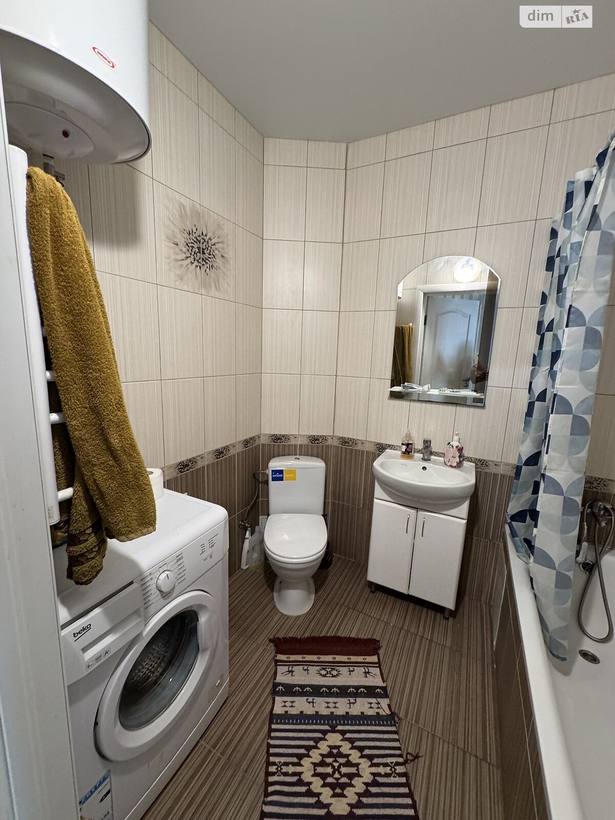 Продаж однокімнатної квартири в Чорноморську, на вул. Захисників України, фото 1 Продаж однокімнатної квартири в Чорноморську, на вул. Захисників України, фото 1