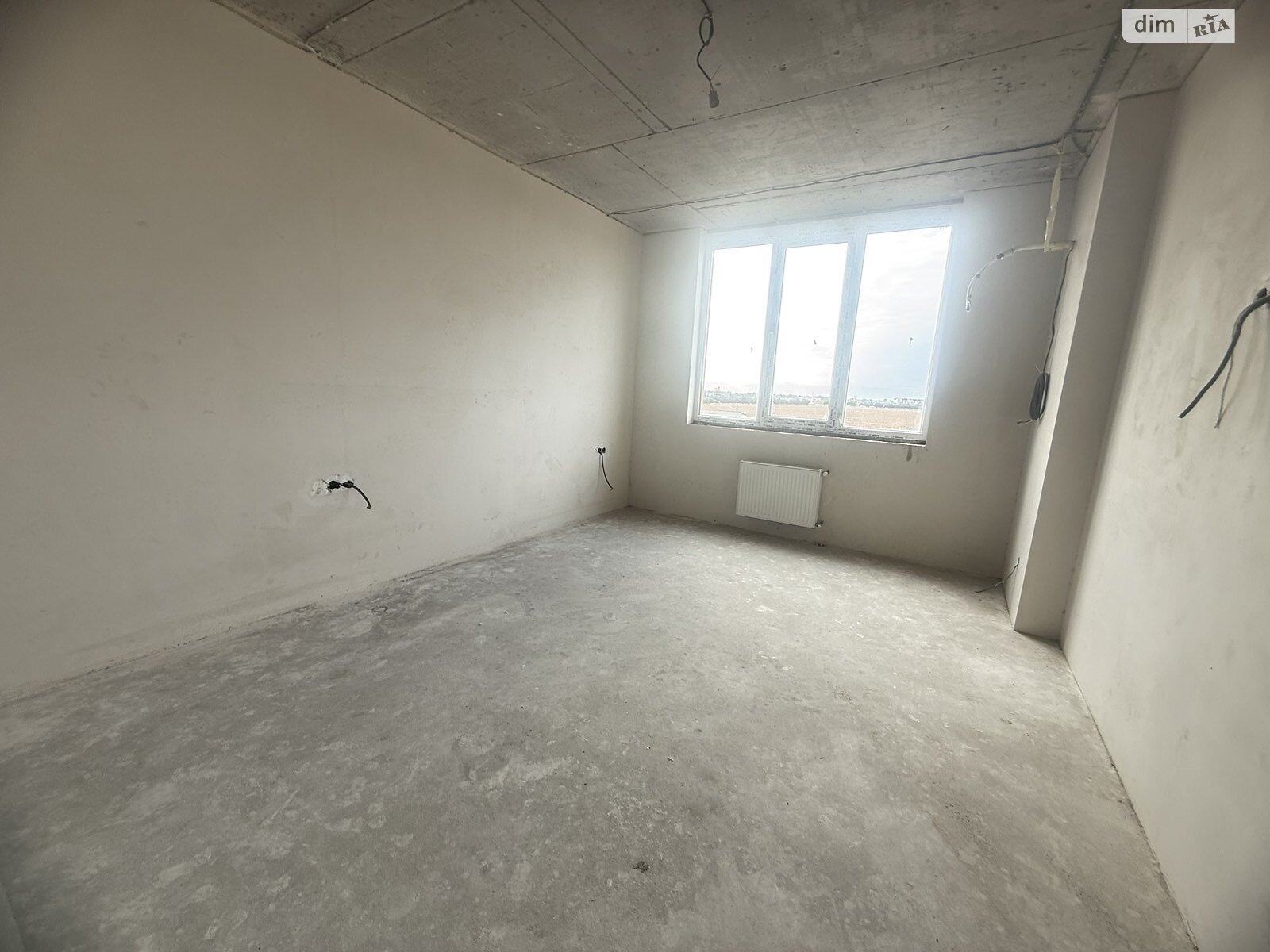 Продаж однокімнатної квартири в Чорноморську, на вул. Захисників України, фото 1