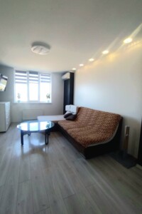 Продаж двокімнатної квартири в Чорноморську, на вул. Захисників України 40, район undefined фото 2