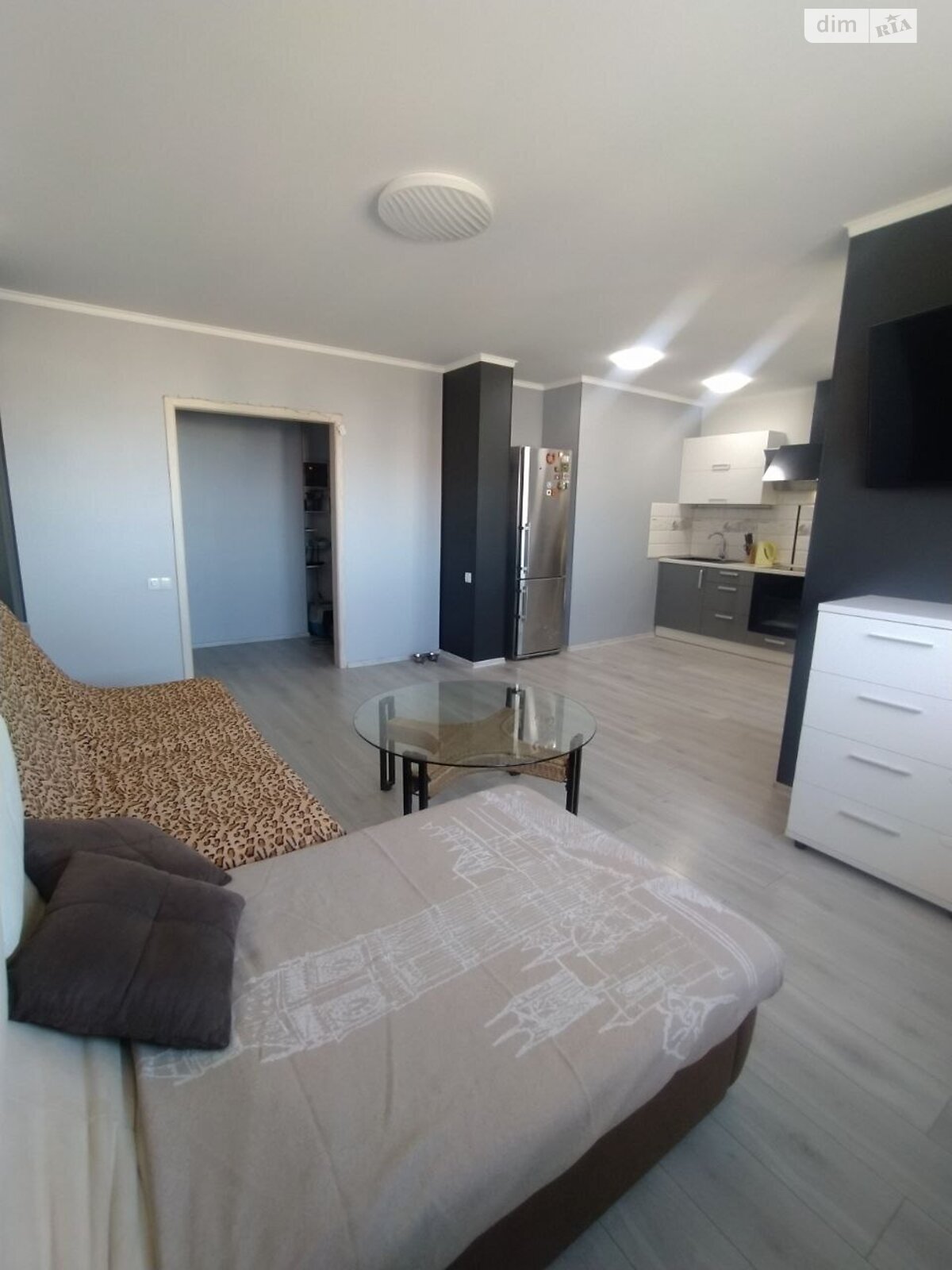 Продаж двокімнатної квартири в Чорноморську, на вул. Захисників України 40, район undefined фото 1