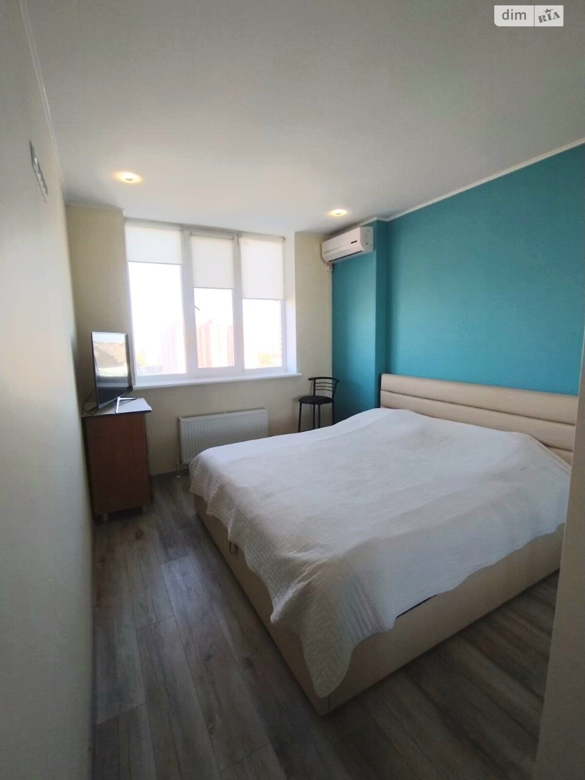 Продаж двокімнатної квартири в Чорноморську, на вул. Захисників України 40, район undefined фото 1