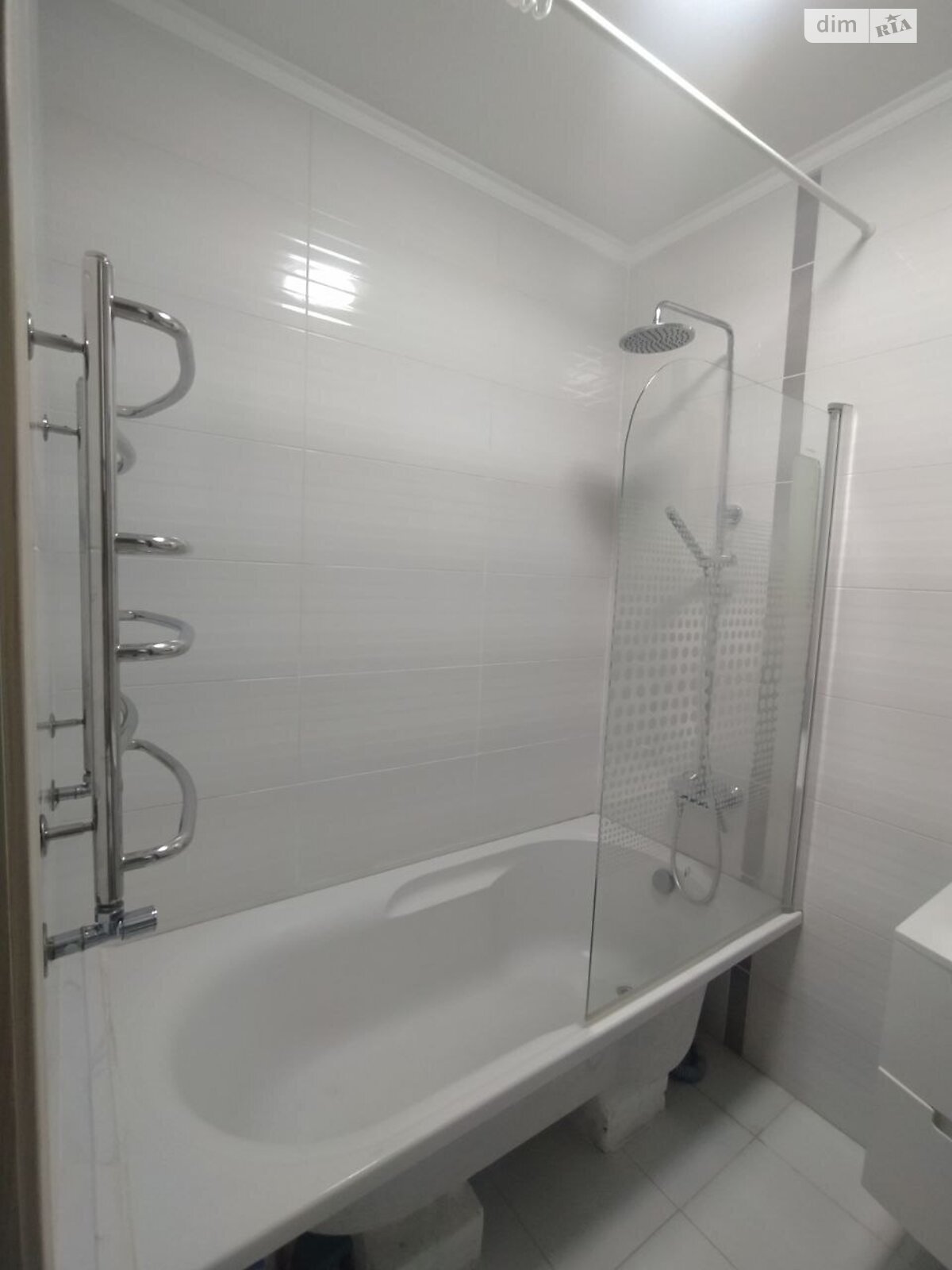 Продаж двокімнатної квартири в Чорноморську, на вул. Захисників України 40, район undefined фото 1