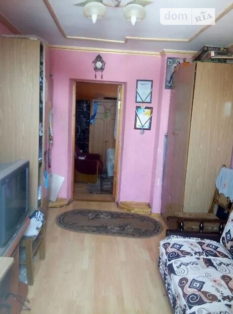 Продажа трехкомнатной квартиры в Черновцах, на ул. Маловокзальная 1, район Аэропорт фото 1 Продажа трехкомнатной квартиры в Черновцах, на ул. Маловокзальная 1, район Аэропорт фото 1