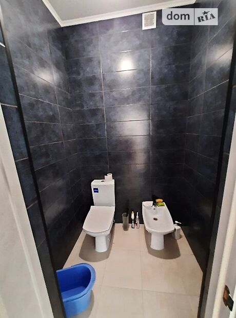 Продажа трехкомнатной квартиры в Черновцах, на Спортивна 12а, район Аэропорт фото 1 Продажа трехкомнатной квартиры в Черновцах, на Спортивна 12а, район Аэропорт фото 1