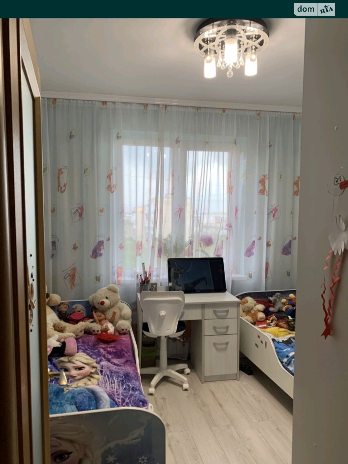 Продаж трикімнатної квартири в Чернівцях, на бул. Героїв Крут 20, фото 1 Продаж трикімнатної квартири в Чернівцях, на бул. Героїв Крут 20, фото 1