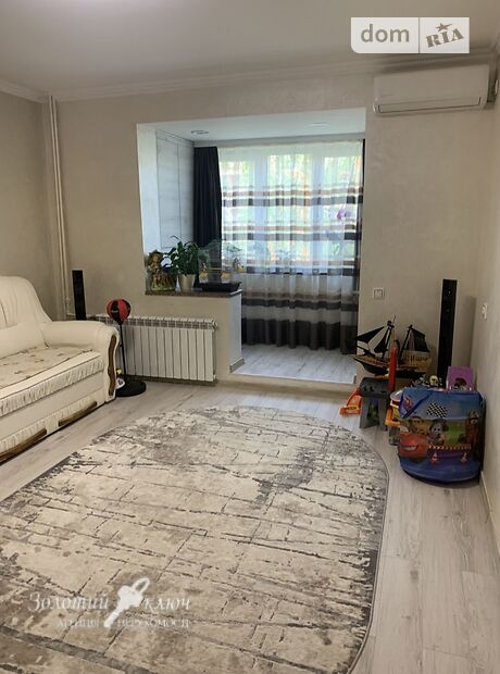 Продажа трехкомнатной квартиры в Черновцах, на бул. Героев Крут 20, район Бульвар Героев Сталинграда фото 1 Продажа трехкомнатной квартиры в Черновцах, на бул. Героев Крут 20, район Бульвар Героев Сталинграда фото 1