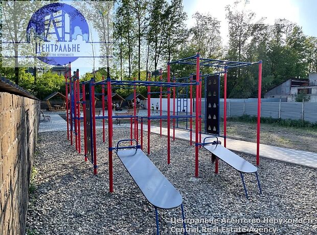 Продаж чотирикімнатної квартири в Чернівцях на вул. Лесина Василя 285 район Бульвар Героїв Сталінграда фото 1 Продаж чотирикімнатної квартири в Чернівцях на вул. Лесина Василя 285 район Бульвар Героїв Сталінграда фото 1