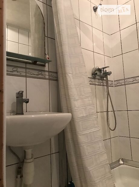 Продажа трехкомнатной квартиры в Черновцах, на Крут Героїв Бульвар район Бульвар Героев Сталинграда фото 1 Продажа трехкомнатной квартиры в Черновцах, на Крут Героїв Бульвар район Бульвар Героев Сталинграда фото 1
