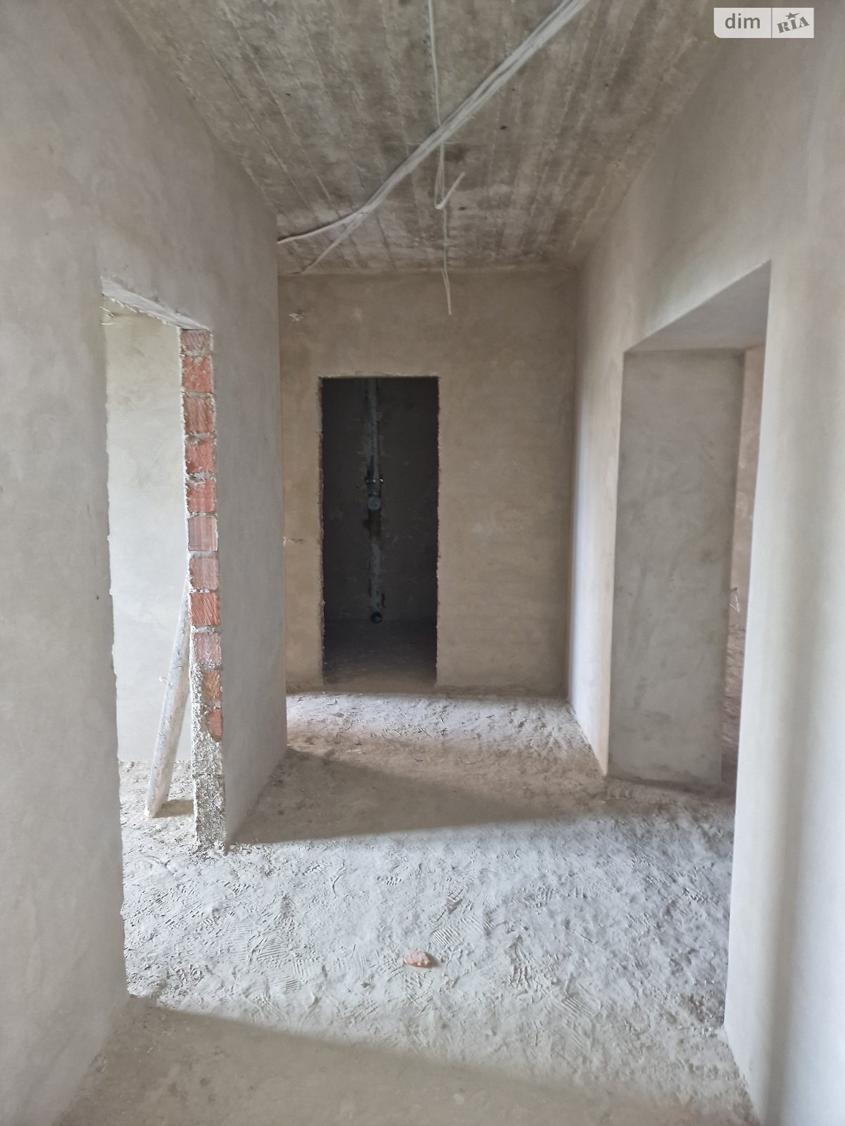 Продаж трикімнатної квартири в Чернівцях, на вул. Головна 275 Е, фото 1 Продаж трикімнатної квартири в Чернівцях, на вул. Головна 275 Е, фото 1