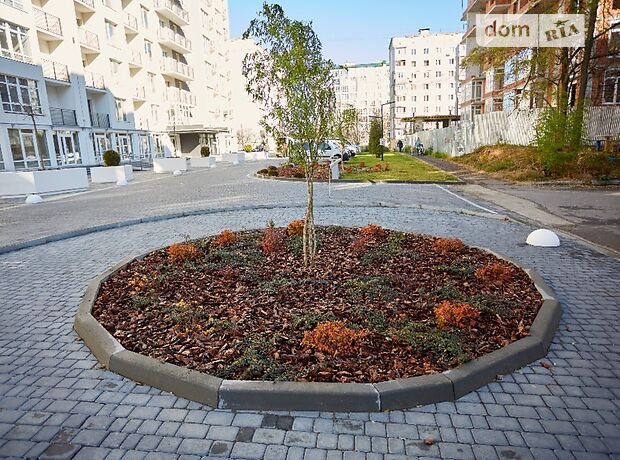 Продажа двухкомнатной квартиры в Черновцах, на ул. Русская 211 район Фастовская фото 1 Продажа двухкомнатной квартиры в Черновцах, на ул. Русская 211 район Фастовская фото 1