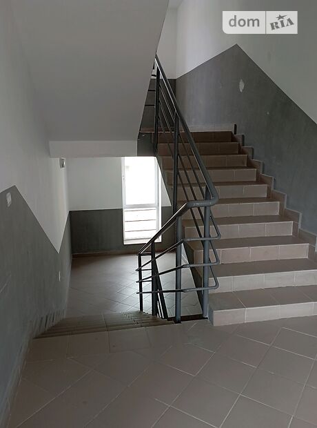 Продажа двухкомнатной квартиры в Черновцах, на ул. Русская 219 район Фастовская фото 1 Продажа двухкомнатной квартиры в Черновцах, на ул. Русская 219 район Фастовская фото 1